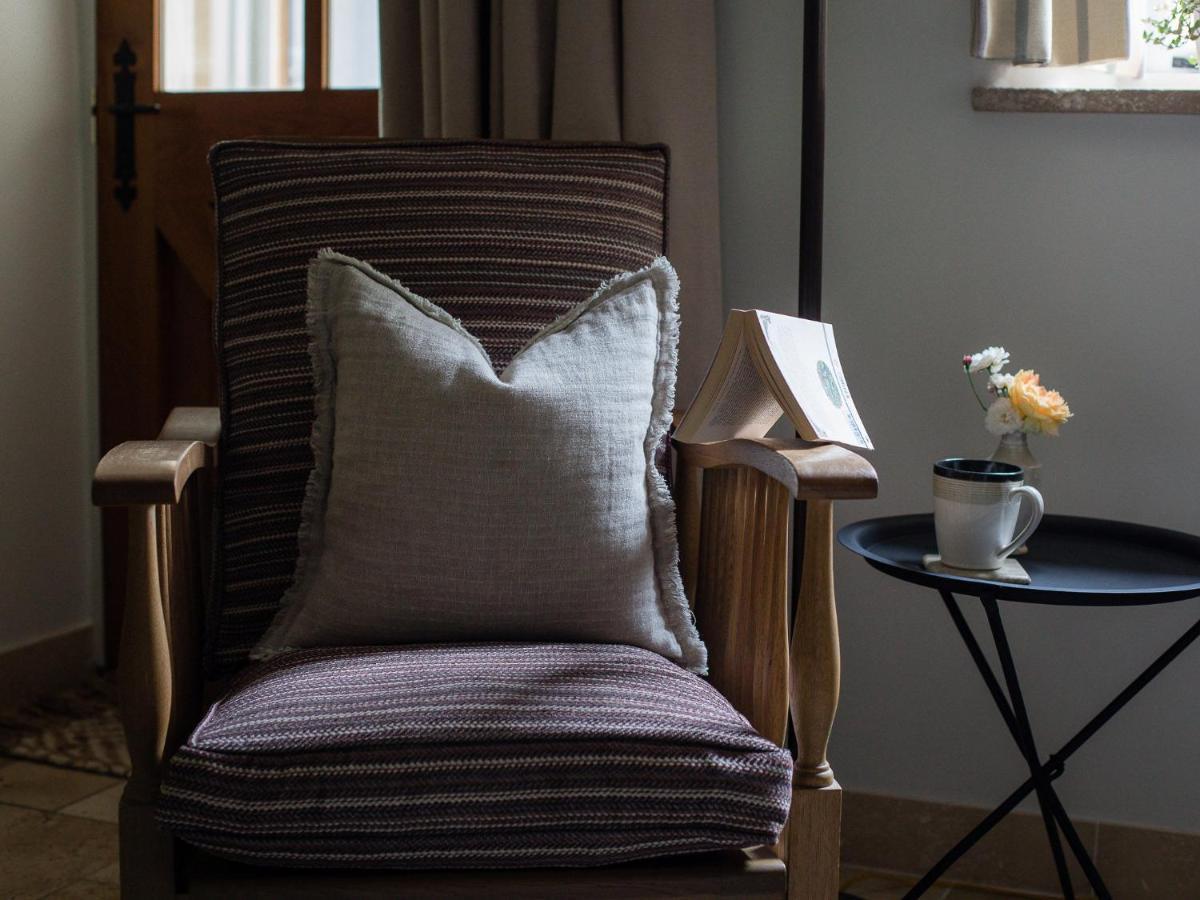 Climbing Rose Cottage - Dog Friendly - Peaceful Cotswold Cottage Adlestrop المظهر الخارجي الصورة